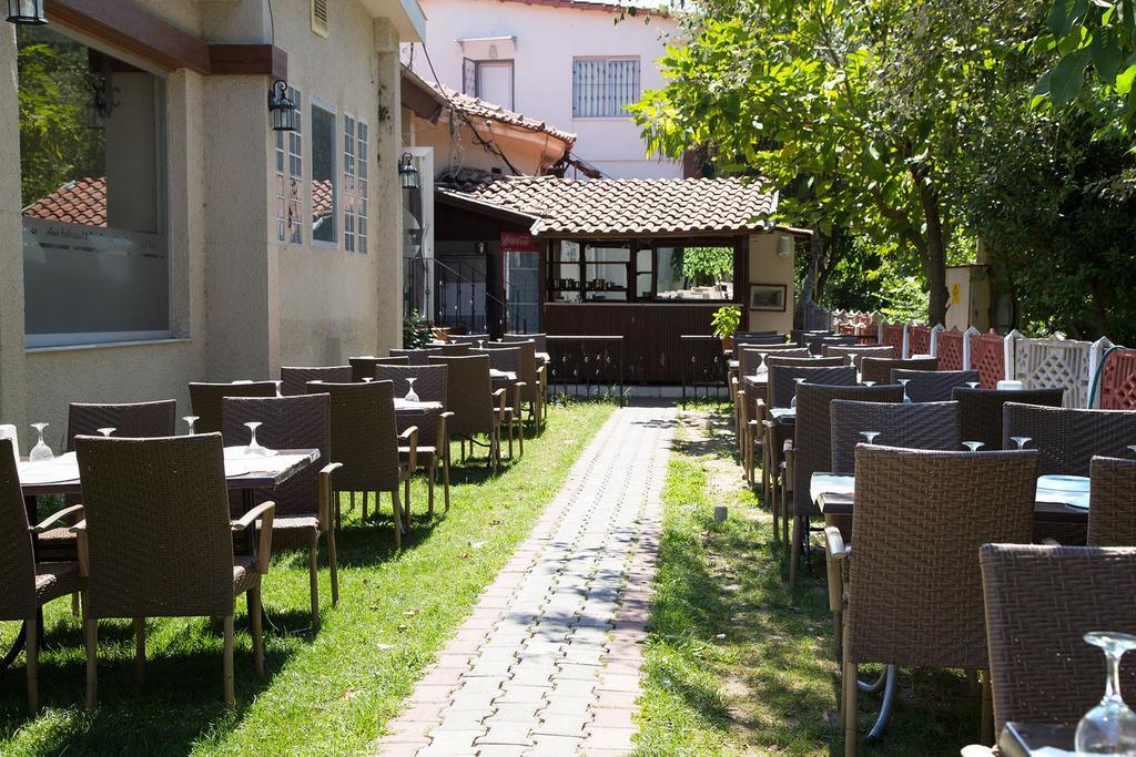 Spilos Hotel Manisa Exteriör bild
