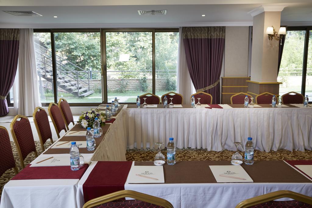 Spilos Hotel Manisa Exteriör bild