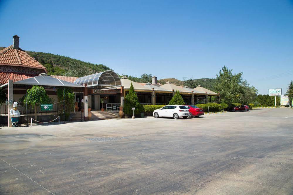 Spilos Hotel Manisa Exteriör bild