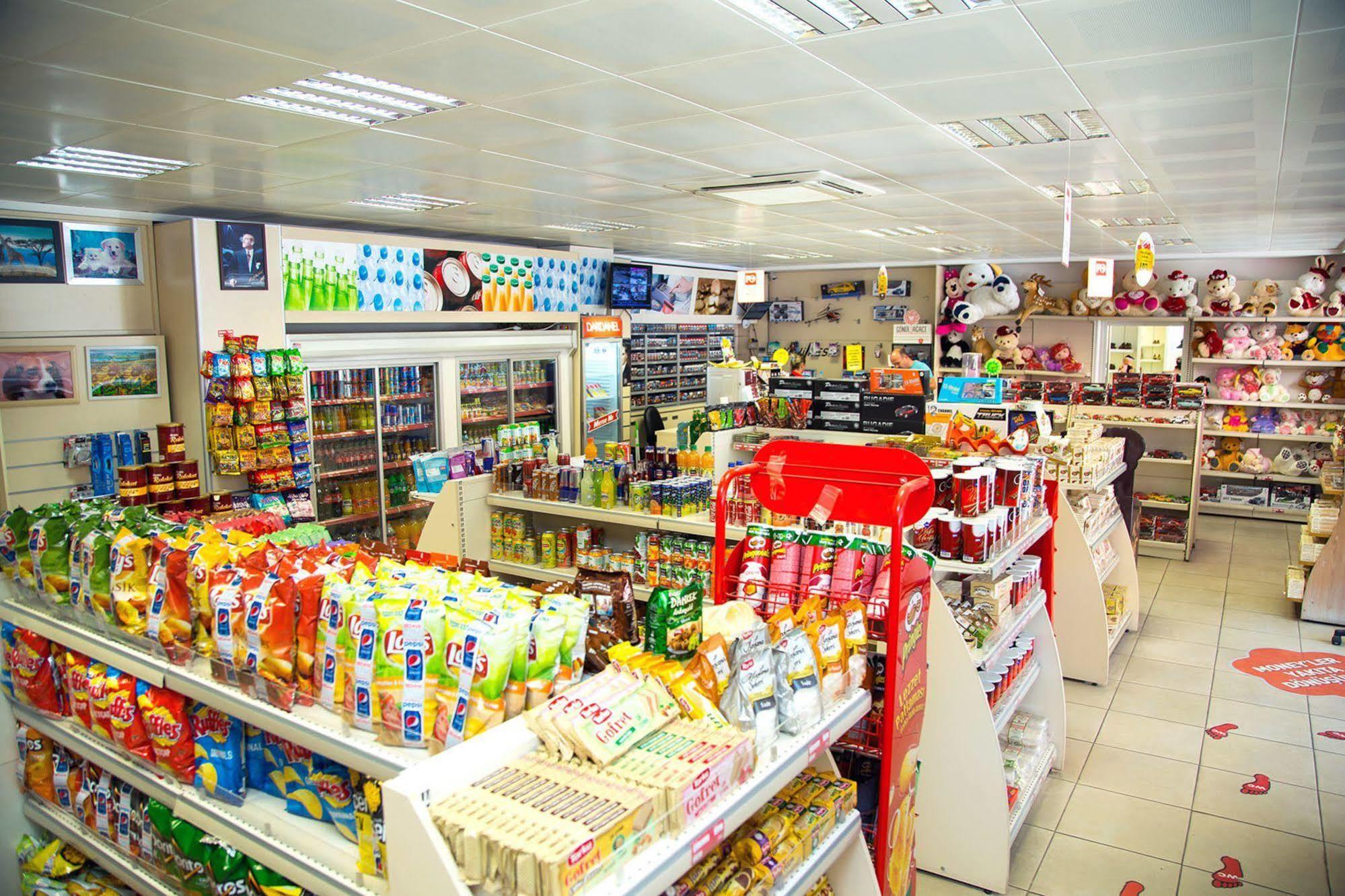 Spilos Hotel Manisa Exteriör bild