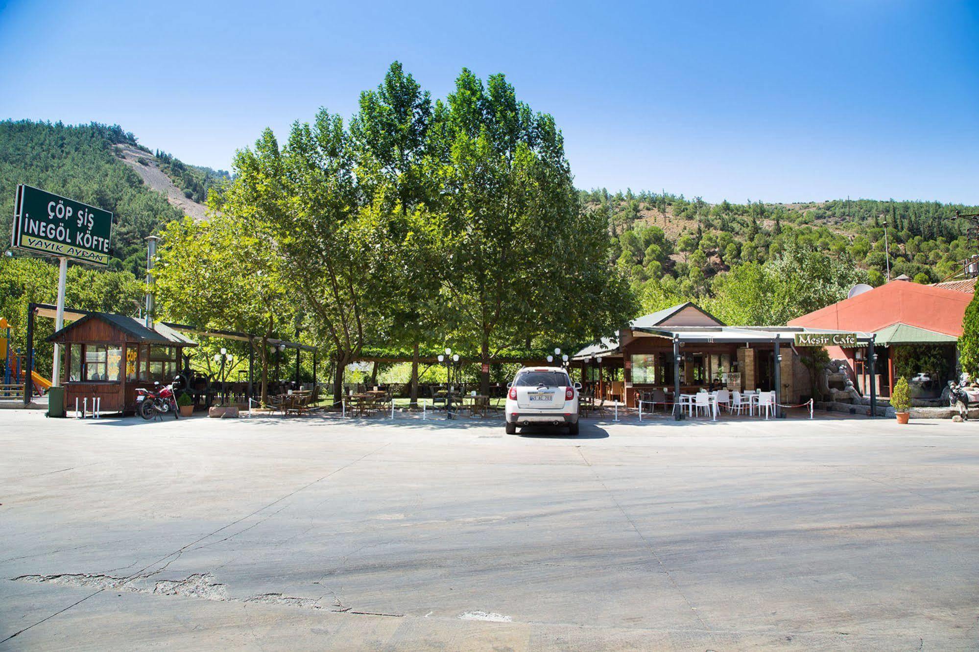 Spilos Hotel Manisa Exteriör bild